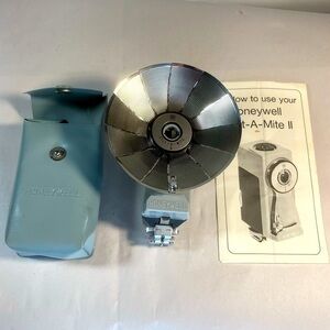 Vintage Honeywell, Tilt-A-Mite ll Folding Fan Camera Flash Unit